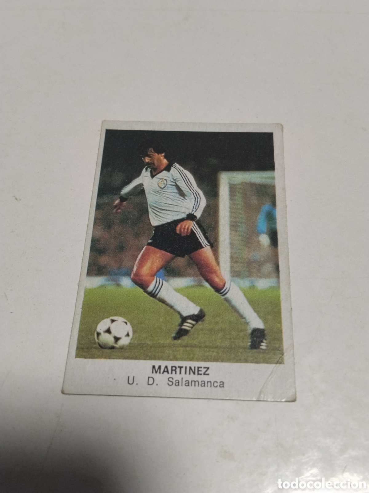 Cromos de f&uacute;tbol: Cromo F&uacute;tbol 84 Cano 1983 ,Martinez , arruga en el lado derecho parte baja