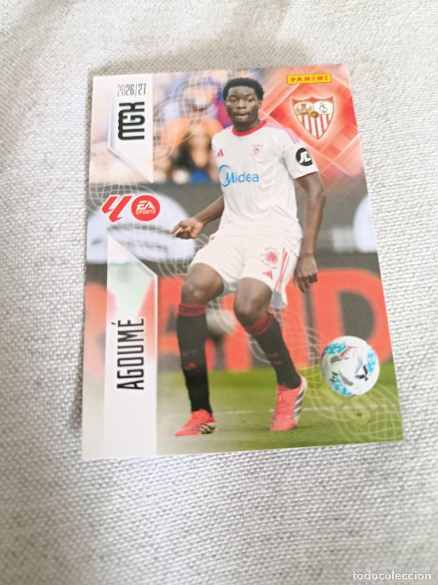 Fu&szlig;ball-Sticker: Megacracks 26/27. 335- Agoum&eacute;. Sevilla.