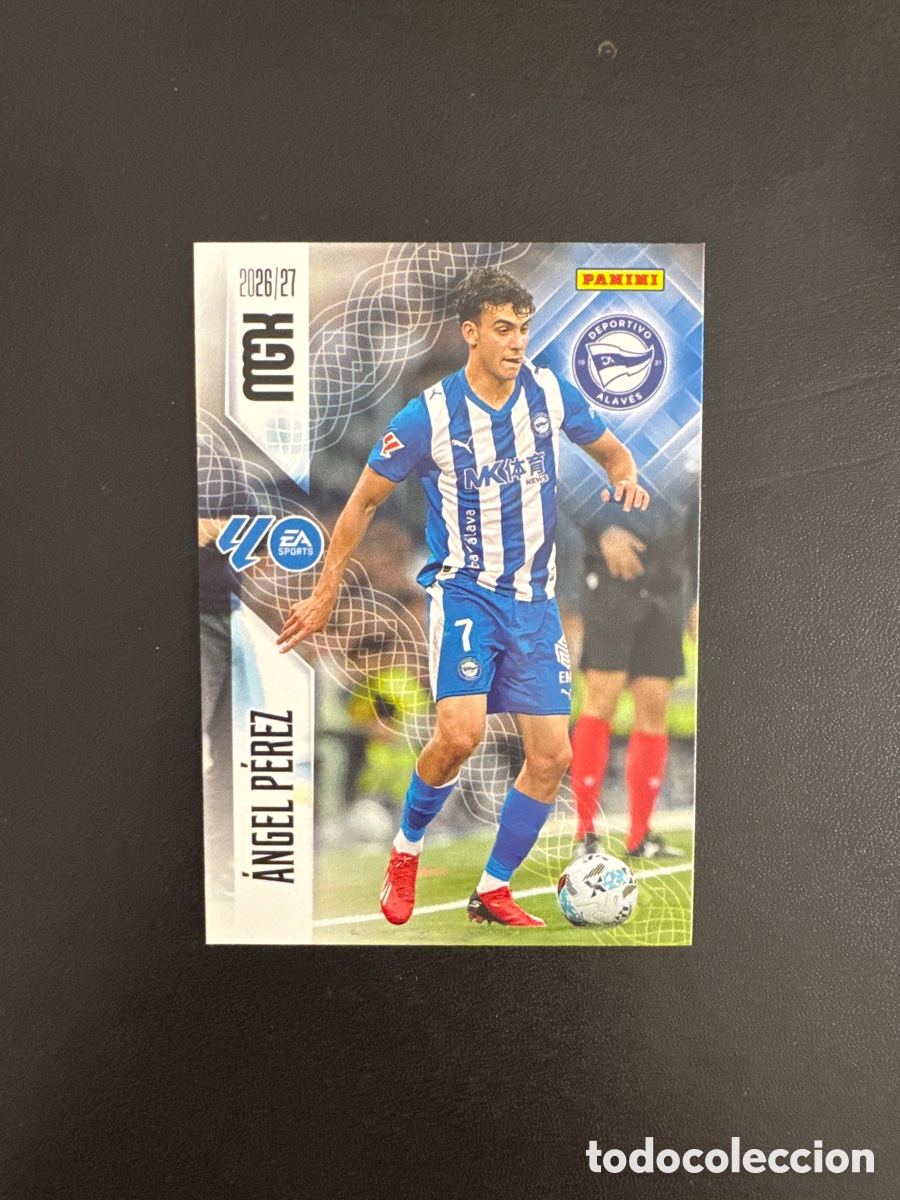 Cromos de Futebol: ANGEL P&Eacute;REZ ALAV&Eacute;S NUMERO 33 MEGACRACKS 2026 2027