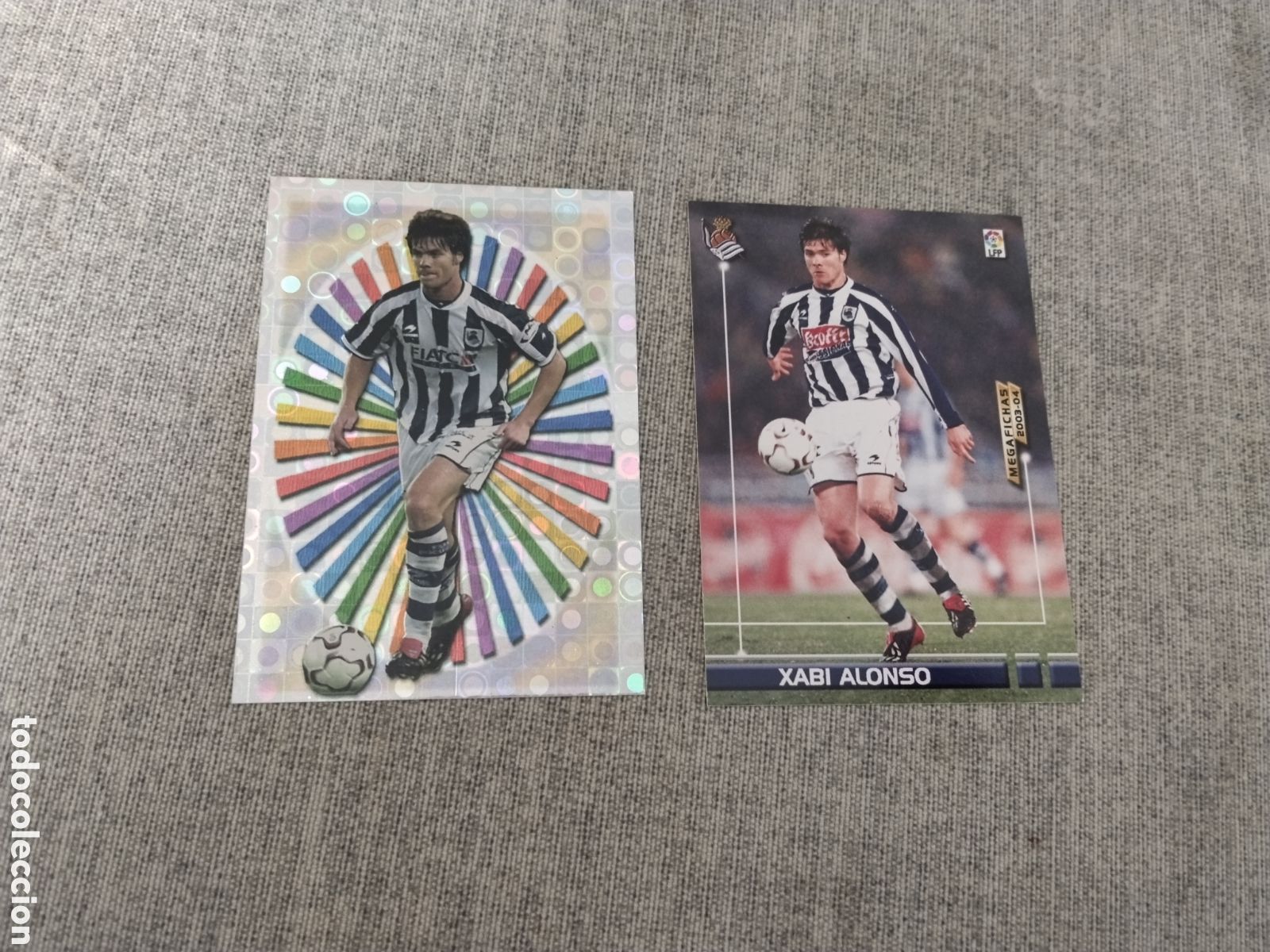Figurine di Calcio: XABI ALONSO - REAL SOCIEDAD ( 2 CROMOS / CARDS DIFERENTES ) A&Ntilde;O 2003-04