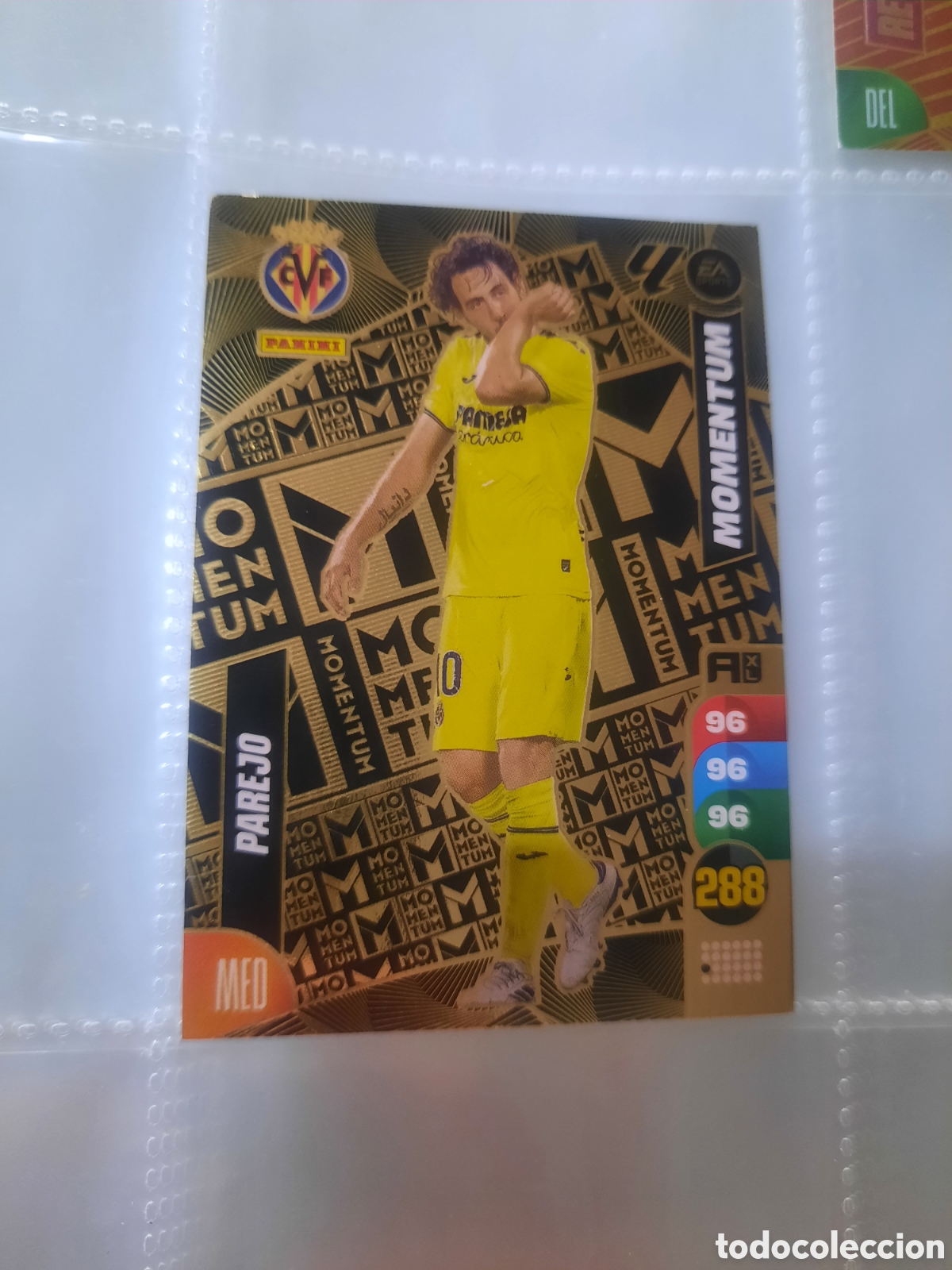 Cromos de f&uacute;tbol: PAREJO VILLARREAL MOMENTUM ADRENALYN XL LIGA 2024/2025 24 25 PANINI