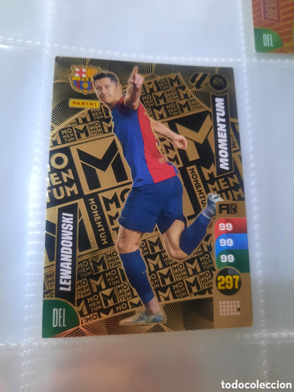 Figurine di Calcio: ADRENALYN 2024 - 2025 24 25 MOMENTUM (LEWANDOWSKI) (F.C.BARCELONA)