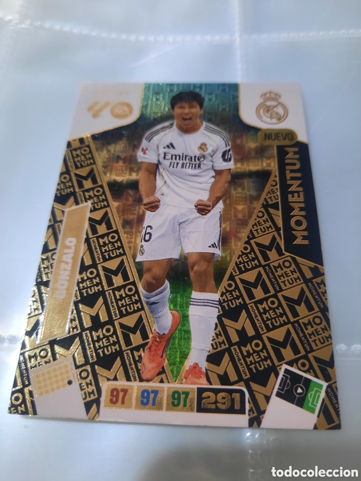 Cromos de f&uacute;tbol: GONZALO NUEVO MOMENTUM ADRENALYN 25 26