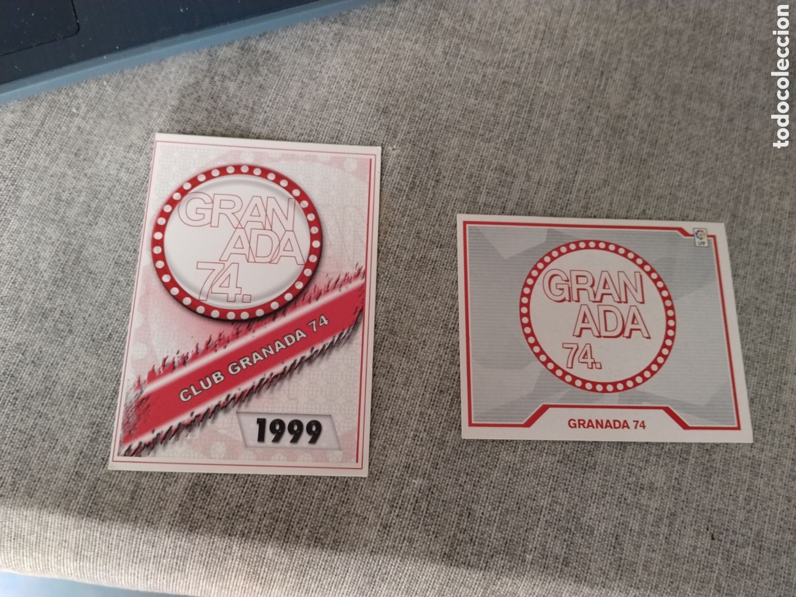 Cromos de f&uacute;tbol: GRANADA 74 - ESCUDOS MUNDICROMO Y EDICIONES ESTE 2007-08