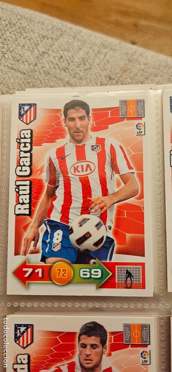 Cromos de f&uacute;tbol: 47. Raul Garcia (Atletico Madrid) adrenalyn 2010 2011 10 11 trading card
