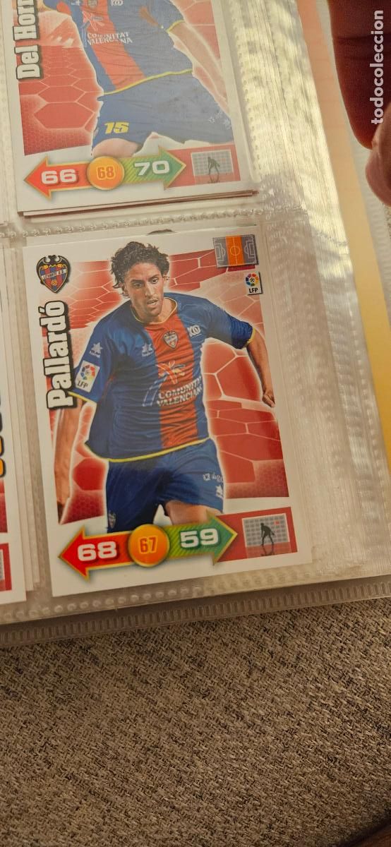 Fu&szlig;ball-Sticker: 153. Pallardo (Levante U.D.) adrenalyn 2010 2011 10 11 trading card