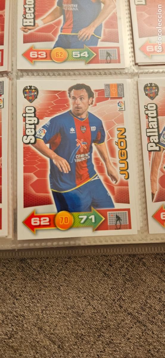Cartes &agrave; collectionner de Football: 152. Sergio (Levante U.D.) - Star adrenalyn 2010 2011 10 11 trading card