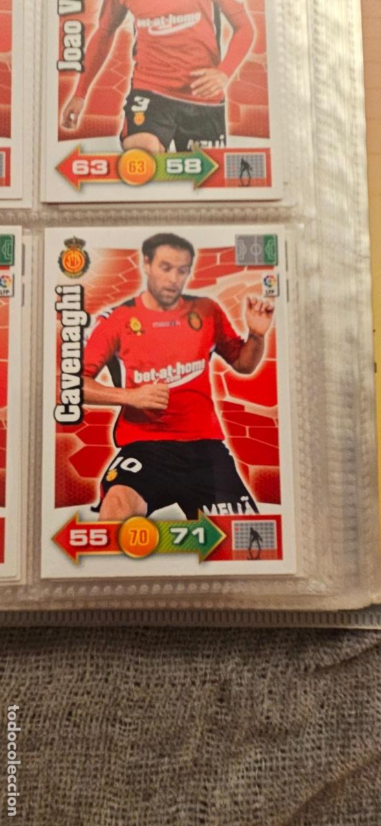 Cartes &agrave; collectionner de Football: 216. Cavenaghi (R.C.D. Mallorca) adrenalyn 2010 2011 10 11 trading card