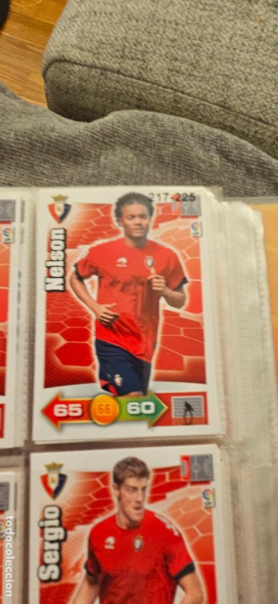 Cartes &agrave; collectionner de Football: 219. Nelson (C. At. Osasuna) adrenalyn 2010 2011 10 11 trading card