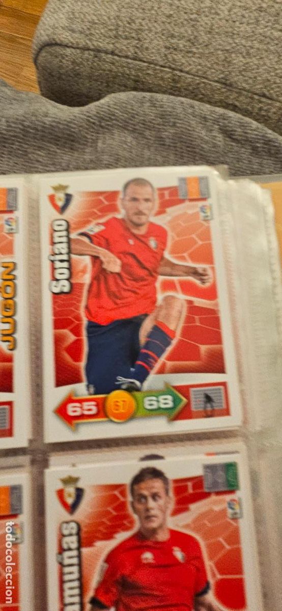 Cartes &agrave; collectionner de Football: 228. Soriano (C. At. Osasuna) adrenalyn 2010 2011 10 11 trading card
