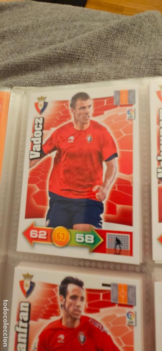 Cartes &agrave; collectionner de Football: 226. Vadocz (C. At. Osasuna) adrenalyn 2010 2011 10 11 trading card