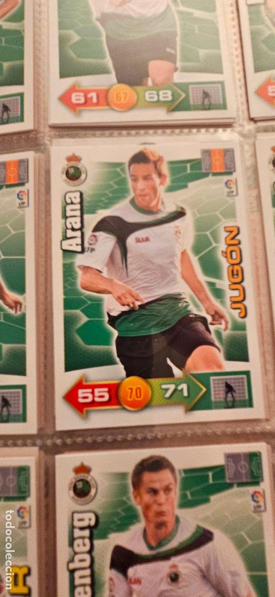 Cartes &agrave; collectionner de Football: 248. Aranada (R. Racing C.) - Star adrenalyn 2010 2011 10 11 trading card