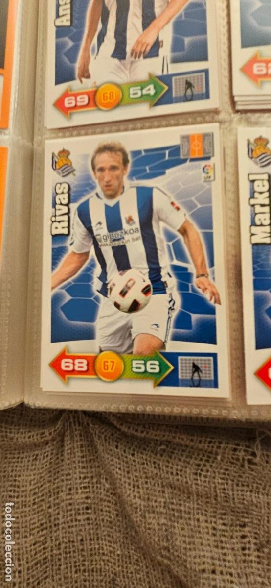 Cartes &agrave; collectionner de Football: 259. Rivas (Real Sociedad) adrenalyn 2010 2011 10 11 trading card