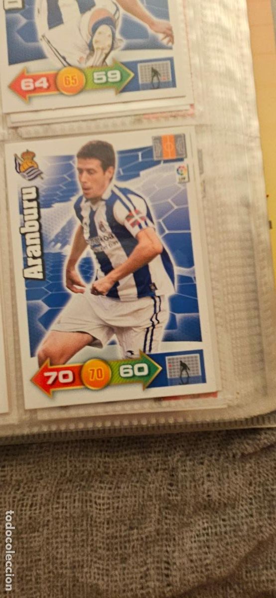 Cartes &agrave; collectionner de Football: 261. Aranburu (Real Sociedad) adrenalyn 2010 2011 10 11 trading card