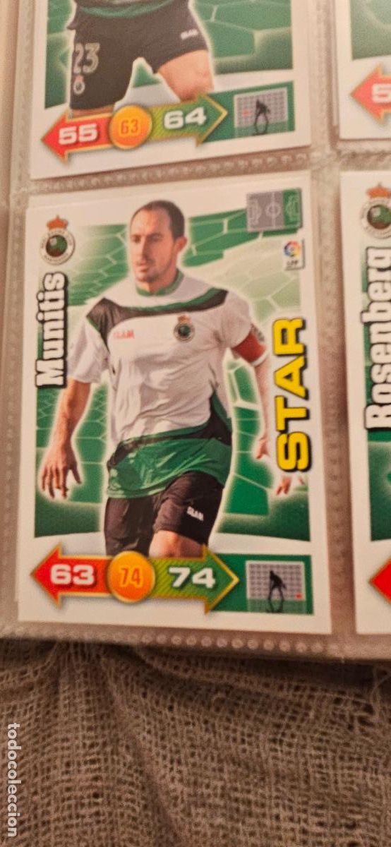 Cromos de f&uacute;tbol: 250. Munitis (R. Racing C.) � Jug&oacute;n adrenalyn 2010 2011 10 11 trading card