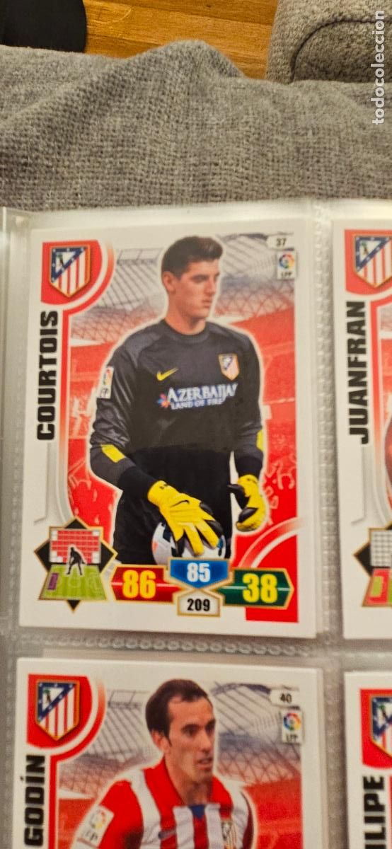 Fu&szlig;ball-Sticker: 37. Courtois (Atletico De Madrid) adrenalyn 2013 2014 13 14 trading card