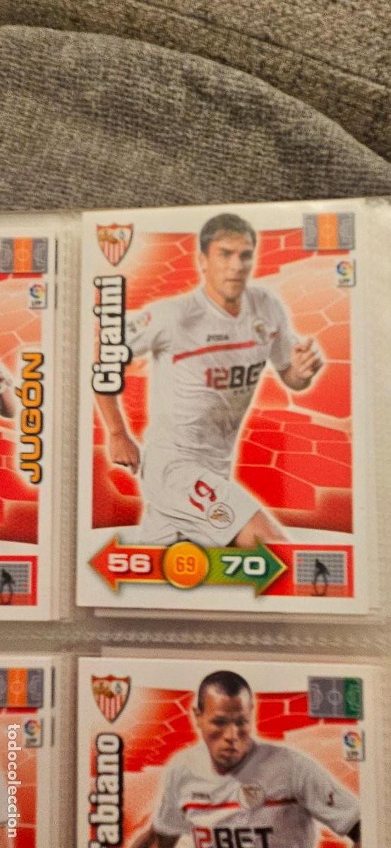 Fu&szlig;ball-Sticker: 282. Cigarini (Sevilla F.C.) adrenalyn 2010 2011 10 11 trading card