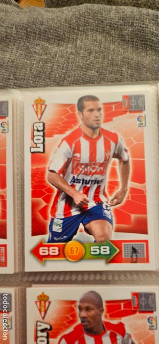 Fu&szlig;ball-Sticker: 290. Lora (Real Sporting) adrenalyn 2010 2011 10 11 trading card