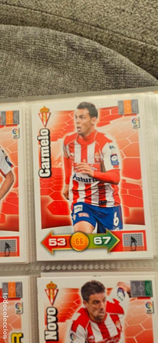 Fu&szlig;ball-Sticker: 300. Carmelo (Real Sporting) adrenalyn 2010 2011 10 11 trading card