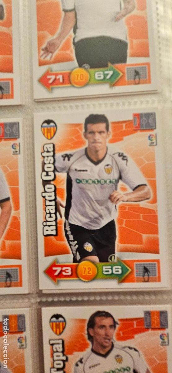 Football Stickers: 312. Ricardo Costa (Valencia C.F.) adrenalyn 2010 2011 10 11 trading card