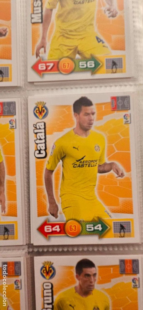 Football Stickers: 330. Catala (Villaerreal C.F.) adrenalyn 2010 2011 10 11 trading card