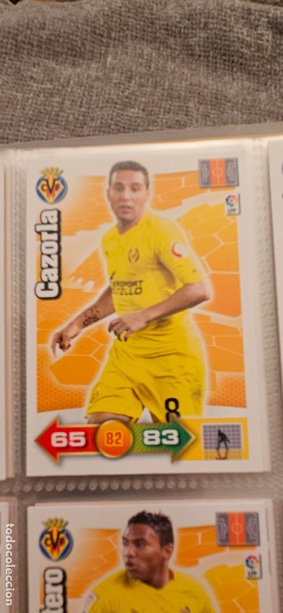 Football Stickers: 335. Cazorla (Villaerreal C.F.) adrenalyn 2010 2011 10 11 trading card