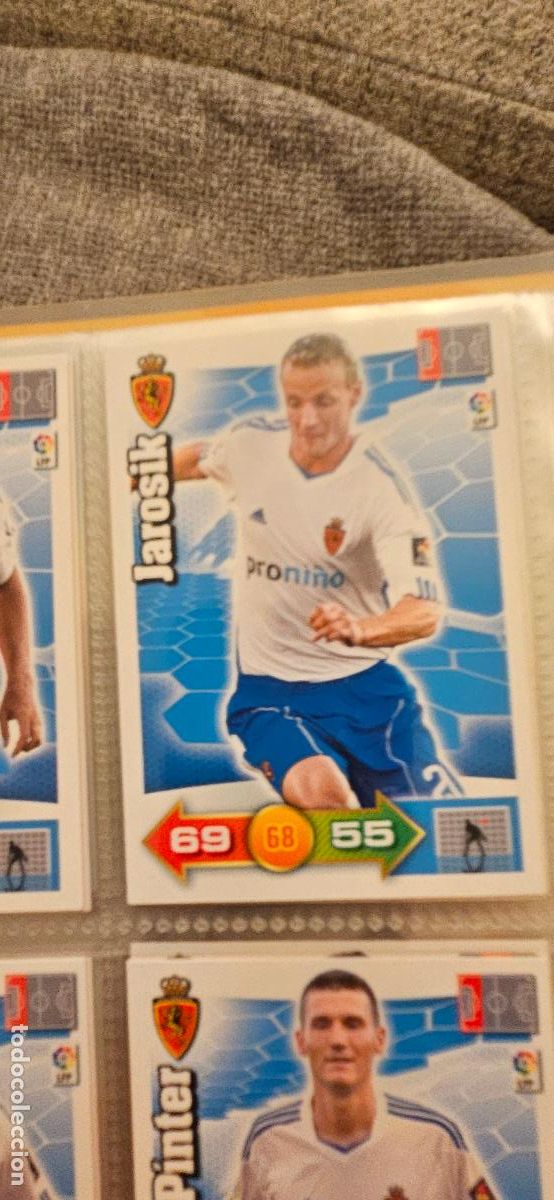 Football Stickers: 345. Jarosik (Real Zaragoza) adrenalyn 2010 2011 10 11 trading card