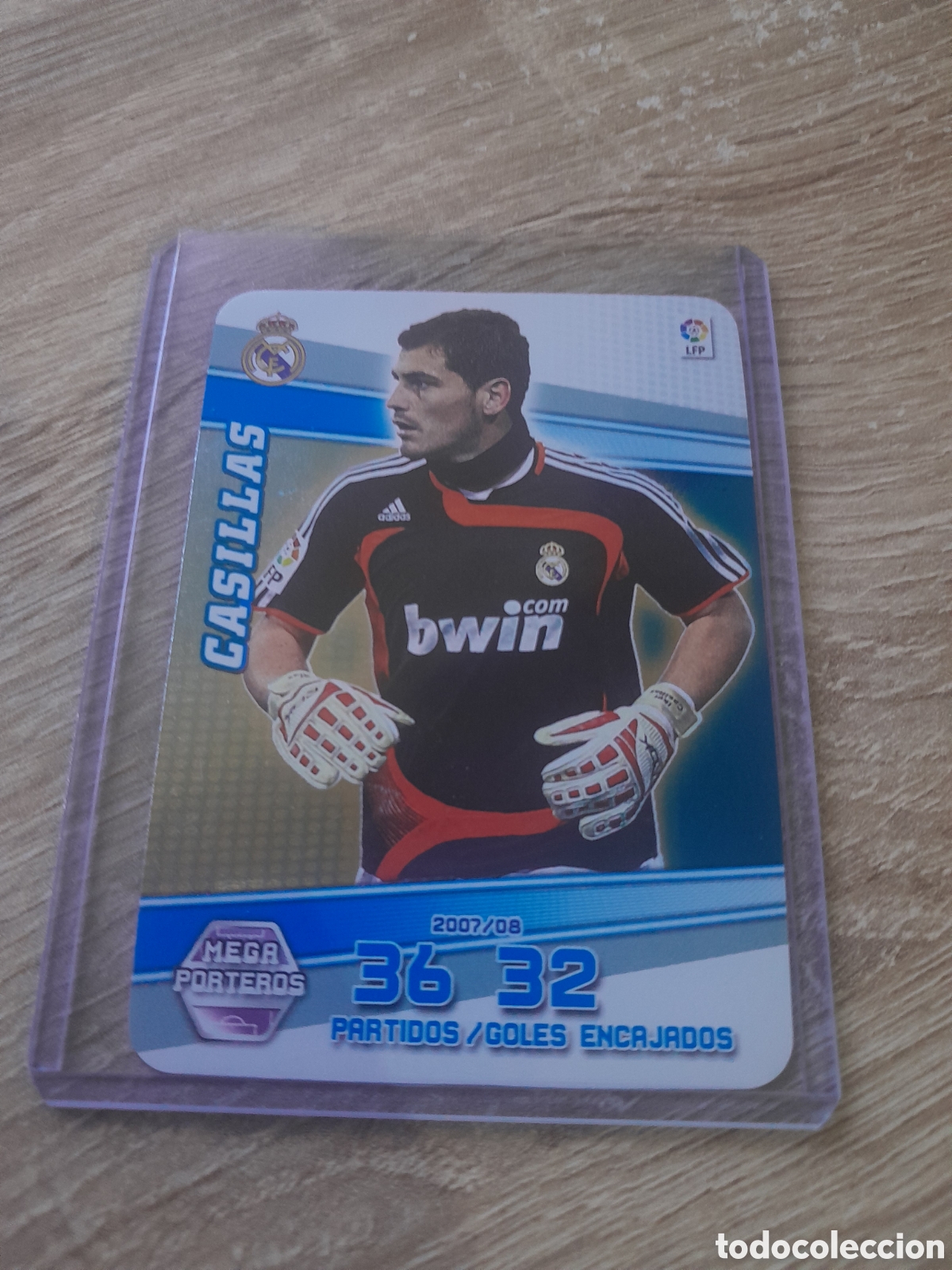 Football Stickers: 400 CASILLAS REAL MADRID MEGA PORTEROS MEGACRACKS 2008 2009 MEGA CRACKS 2008 09