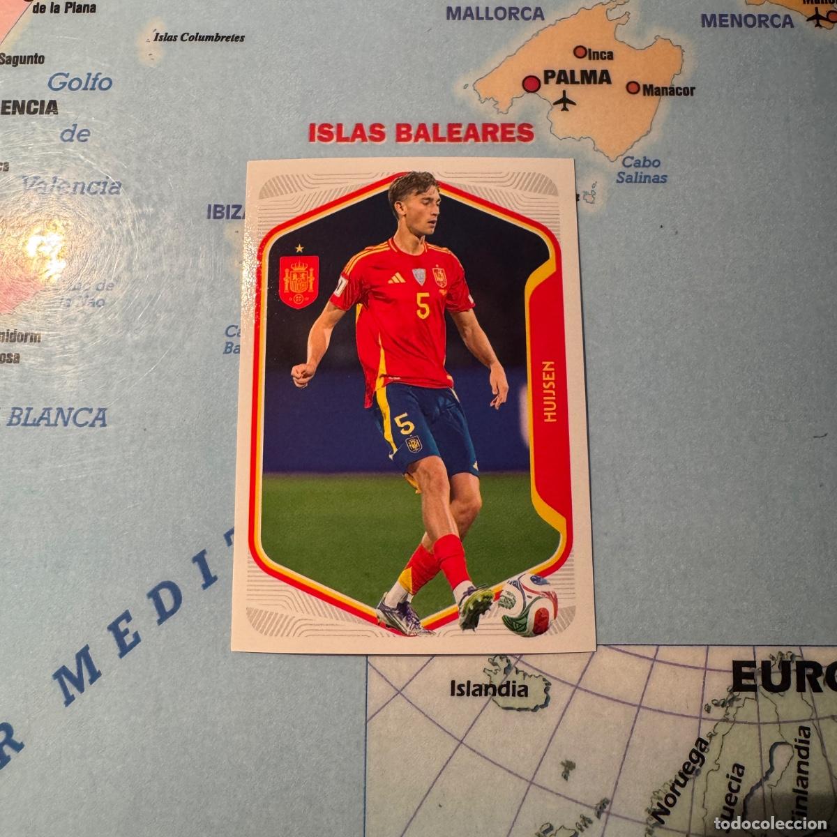 Cromos de f&uacute;tbol: Huijsen n&uacute;mero 22 la selecci&oacute;n espa&ntilde;ola &ldquo;Espa&ntilde;a 2026&rdquo; del Carrefour 2026
