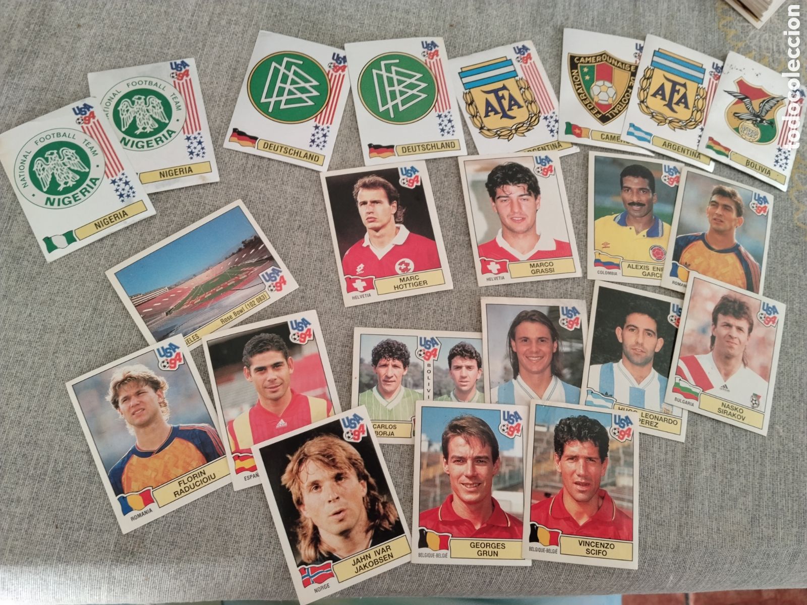 Cromos de f&uacute;tbol: PANINI USA 94 LOTE DE 22 CROMOS SIN PEGAR ( 8 SON ESCUDOS )