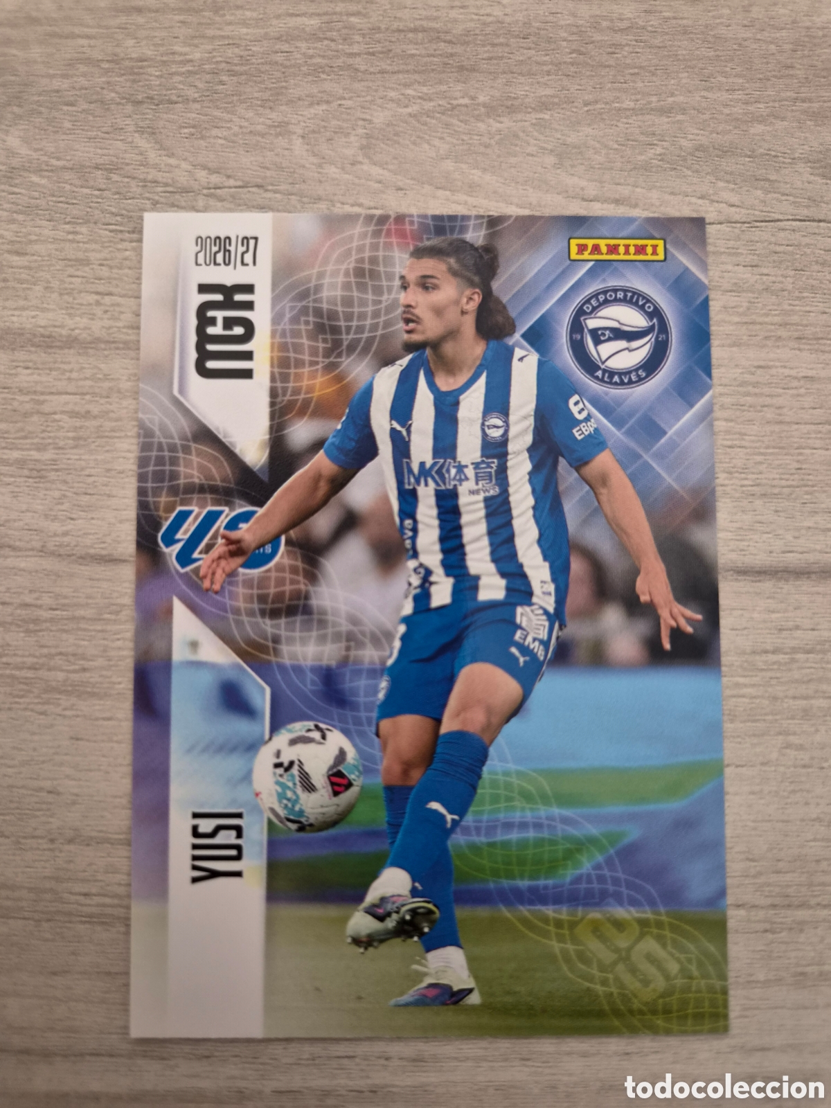 Cromos de f&uacute;tbol: N&deg;26 Alaves Yusi Megacracks 26/27