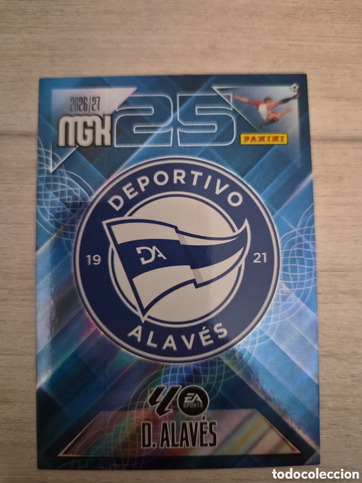 Cromos de f&uacute;tbol: N&deg;19 Alaves Escudo Megacracks 26/27