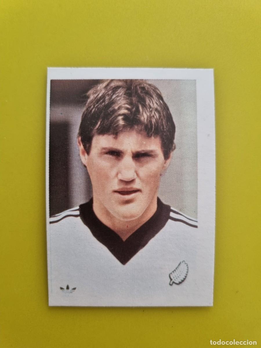 Cromos de f&uacute;tbol: CROMO FTUBOL ESPA&Ntilde;A 82 FHER PETER SIMONSEN N&ordm;237 NUEVA ZELANDA AR826