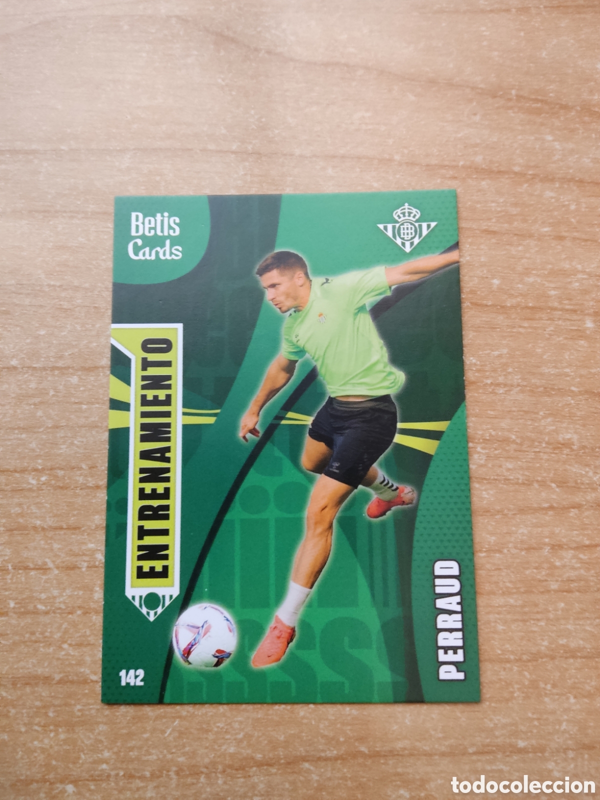 Cromos de f&uacute;tbol: 142 PERRAUD ENTRENAMIENTO REAL BETIS HOLY CARDS 2024 2025
