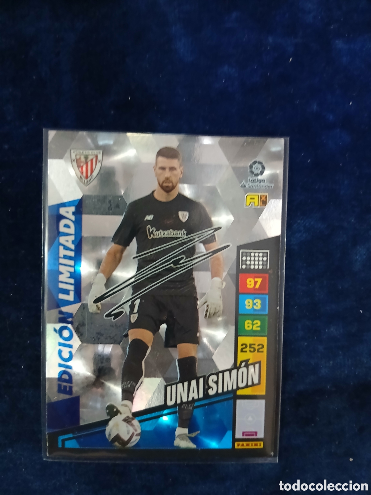 Cromos de f&uacute;tbol: PANINI ADRENALYN 22.23 ED.LIMITADA FIRMADA UNAI SIMON