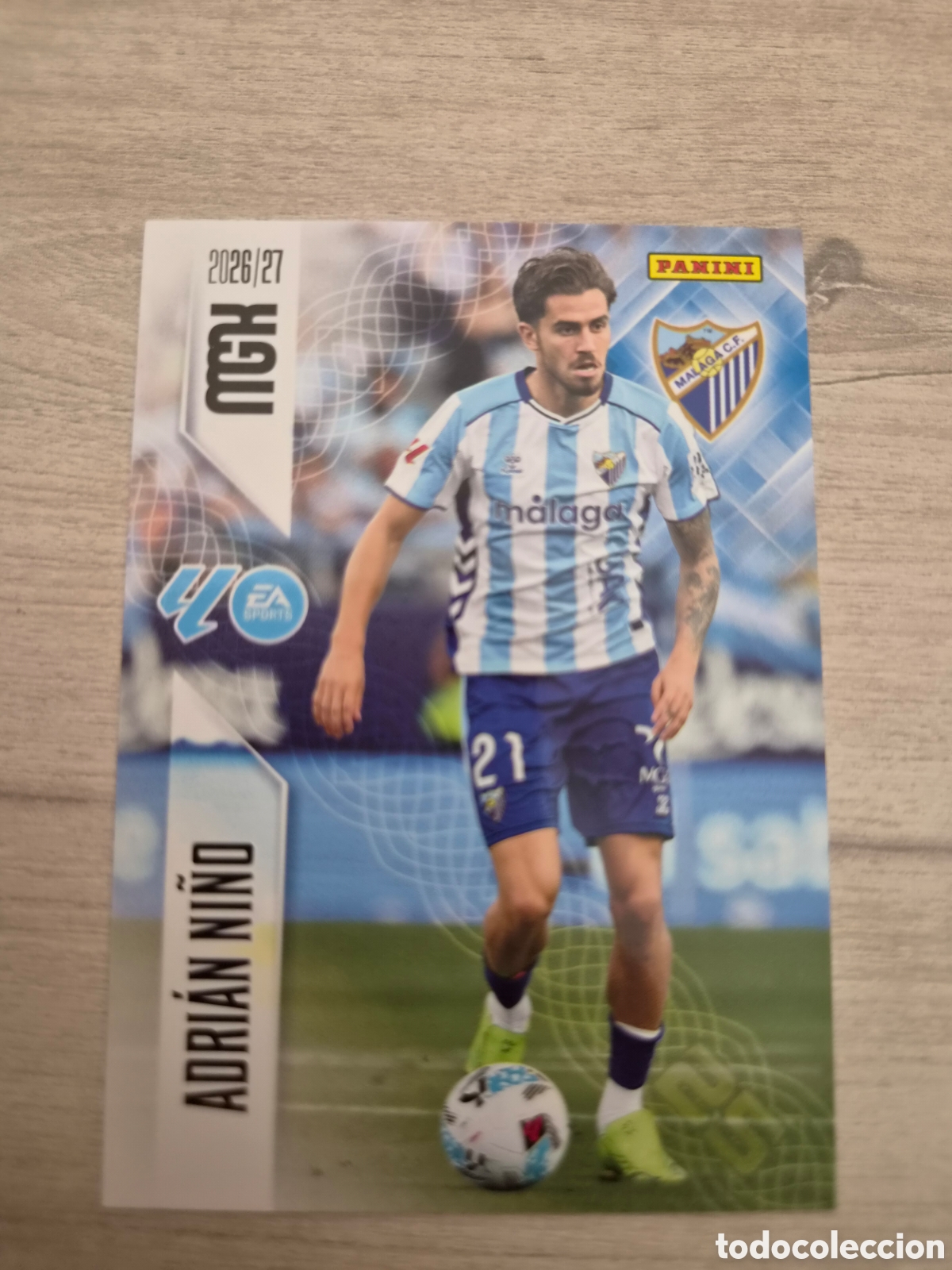 Cromos de f&uacute;tbol: N&deg;250 Malaga Adri&aacute;n Ni&ntilde;o Megacracks 26/27