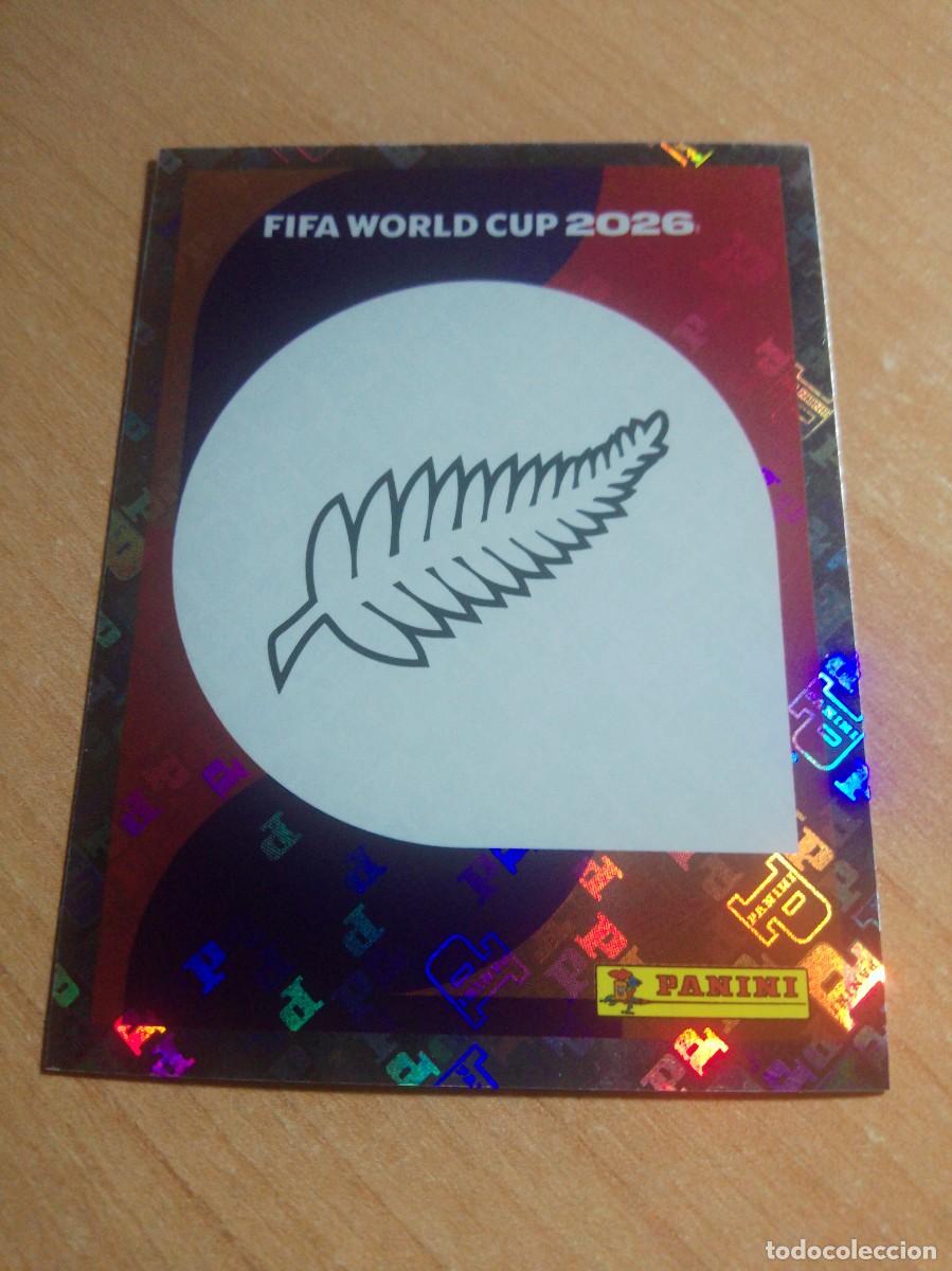 Cromos de f&uacute;tbol: NZL 1 ESCUDO DE NUEVA ZELANDA MUNDIAL FIFA WORLD CUP 2026 26 PANINI STICKERS NUEVO