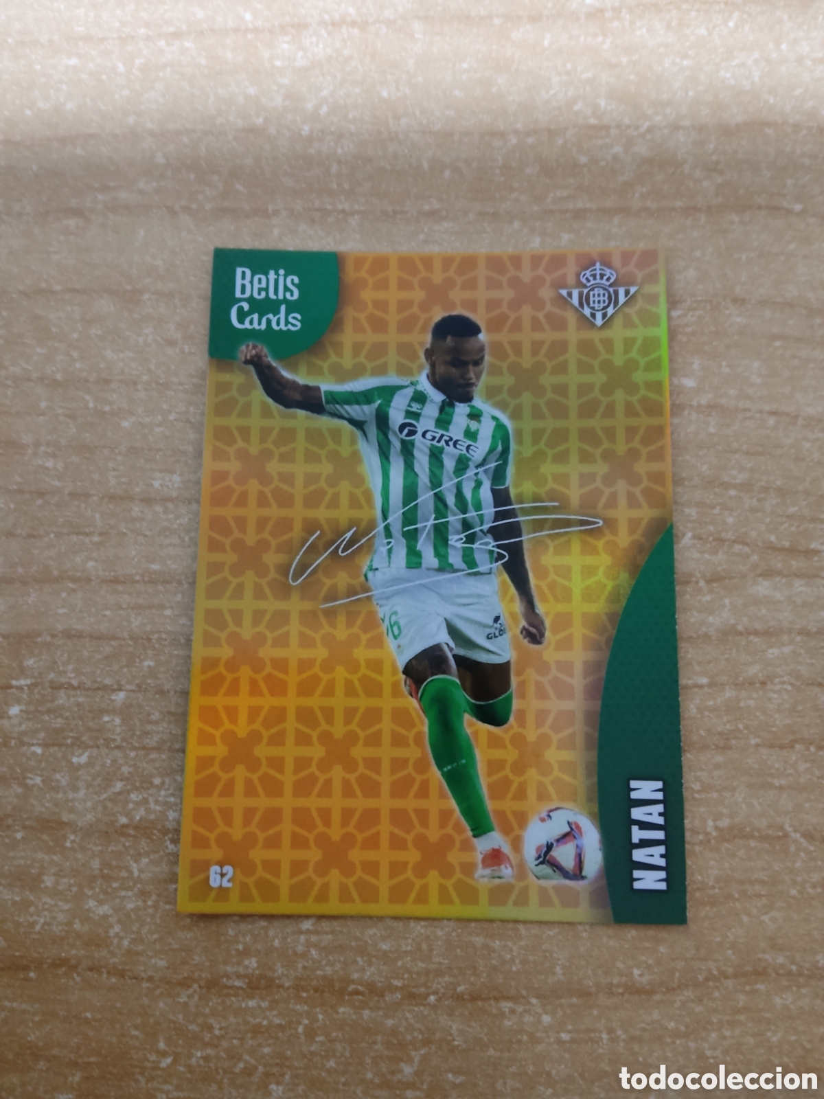 Cromos de f&uacute;tbol: 62 NATAN FIRMA REAL BETIS HOLY CARDS 2024 2025