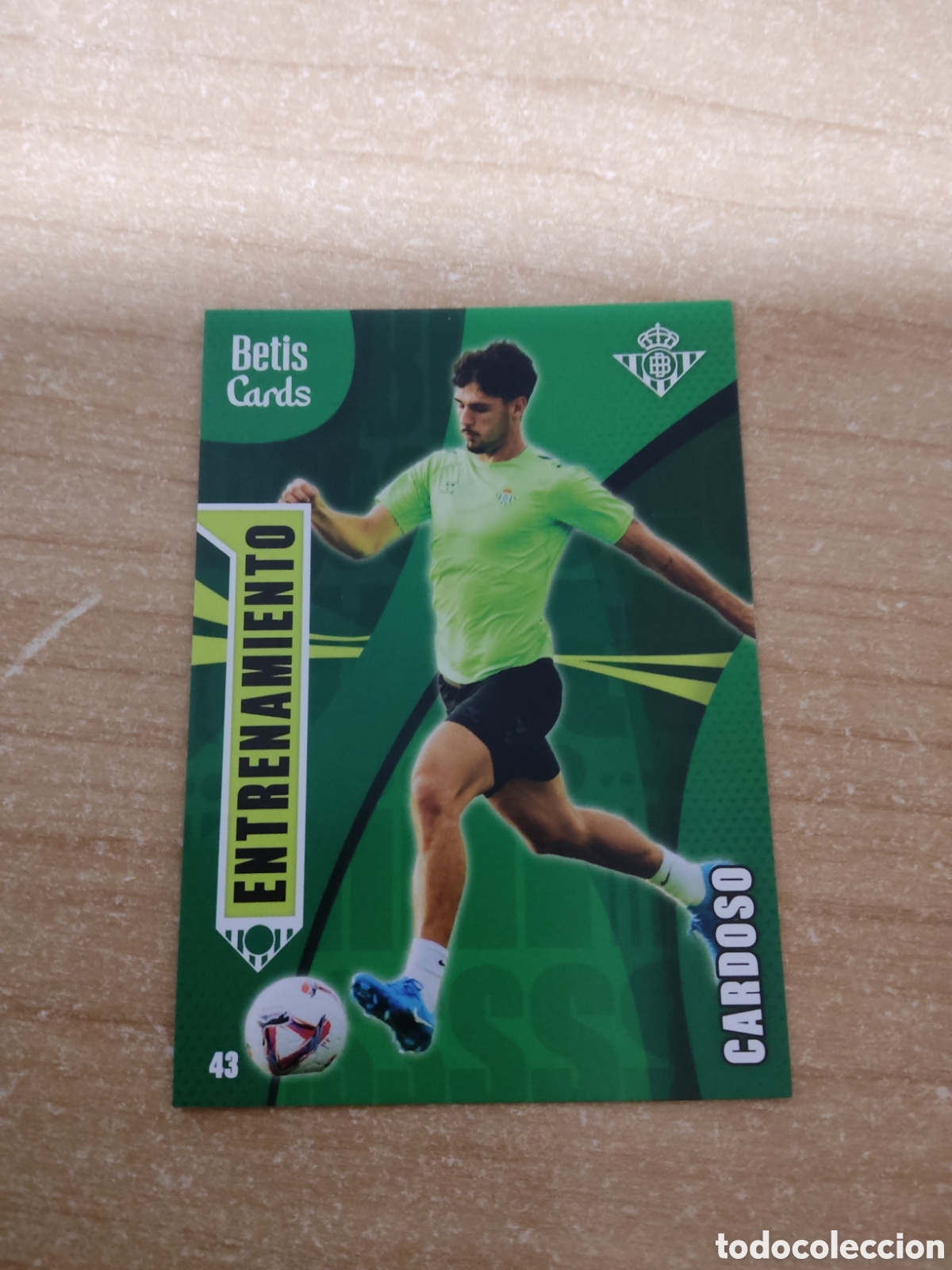 Cromos de f&uacute;tbol: 43 JOHNNY CARDOSO ENTRENAMIENTO REAL BETIS HOLY CARDS 2024 2025