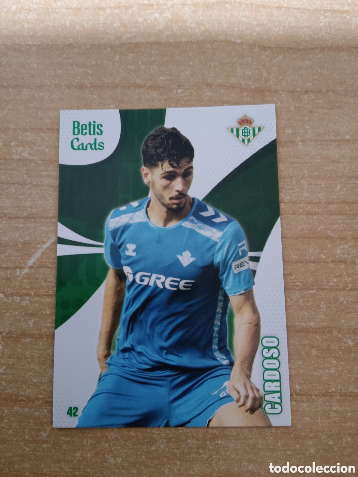 Cromos de f&uacute;tbol: 42 JOHNNY CARDOSO REAL BETIS HOLY CARDS 2024 2025
