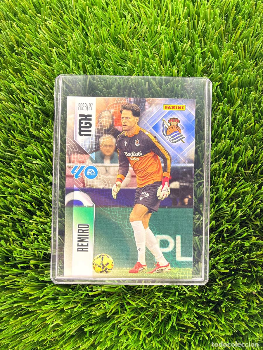 Cromos de f&uacute;tbol: N&ordm; 308 Remiro Real Sociedad Megacracks 26 27