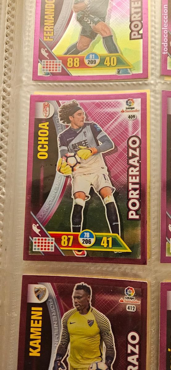 Fu&szlig;ball-Sticker: Guillermo Ochoa - N&ordm; 409 - Granada C.F. - Porterazo - Adrenalyn 2016 2017 17 16