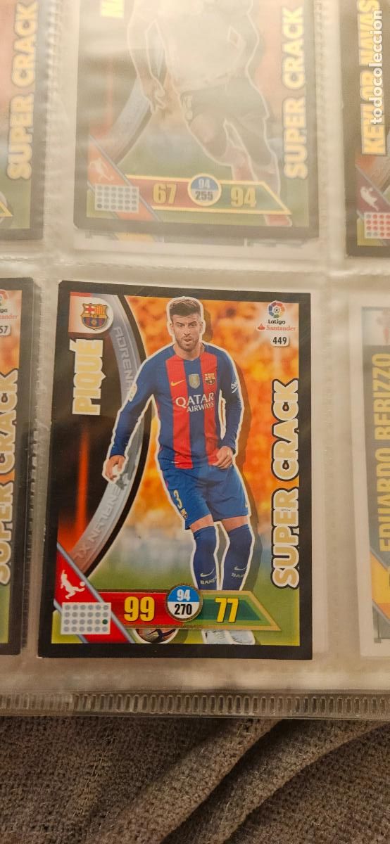 Cromos de f&uacute;tbol: Gerard Piqu&eacute; - N&ordm; 449 - F.C. Barcelona - Super Crack - Adrenalyn 2016 2017 17 16