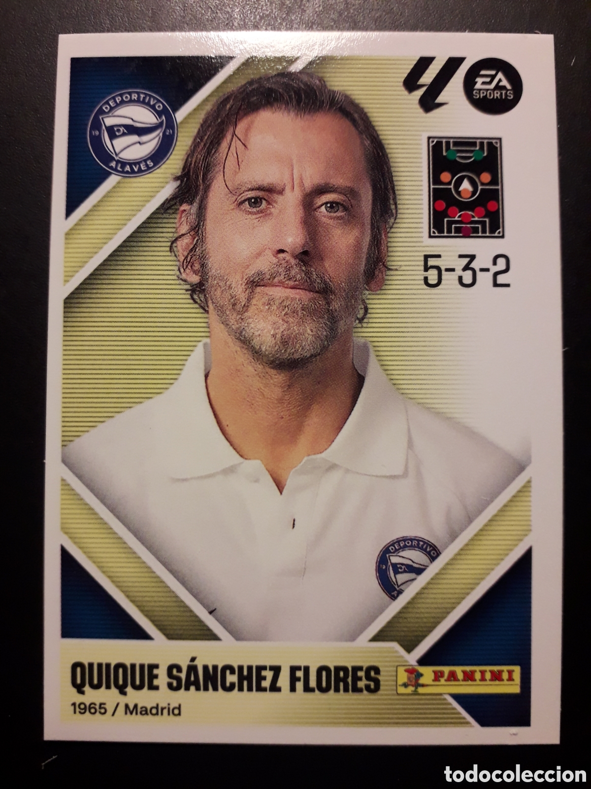 Cromos de f&uacute;tbol: QUIQUE S&Aacute;NCHEZ FLORES ALAV&Eacute;S N&deg; 2 ED ESTE 2026 2027 26 27 SIN PEGAR PEDIDO M&Iacute;NIMO 3&euro;