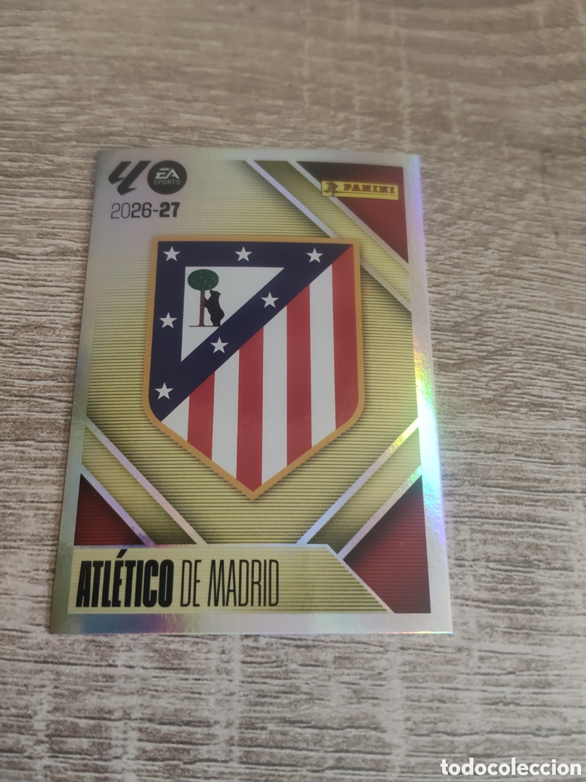 Cromos de f&uacute;tbol: Escudo Atl&eacute;tico de Madrid liga 2026 2027 26 27 ediciones este
