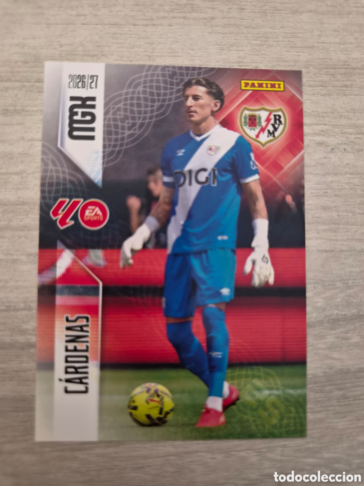 Cromos de f&uacute;tbol: N&deg;291 Rayo Vallecano C&aacute;rdenas Megacracks 26/27