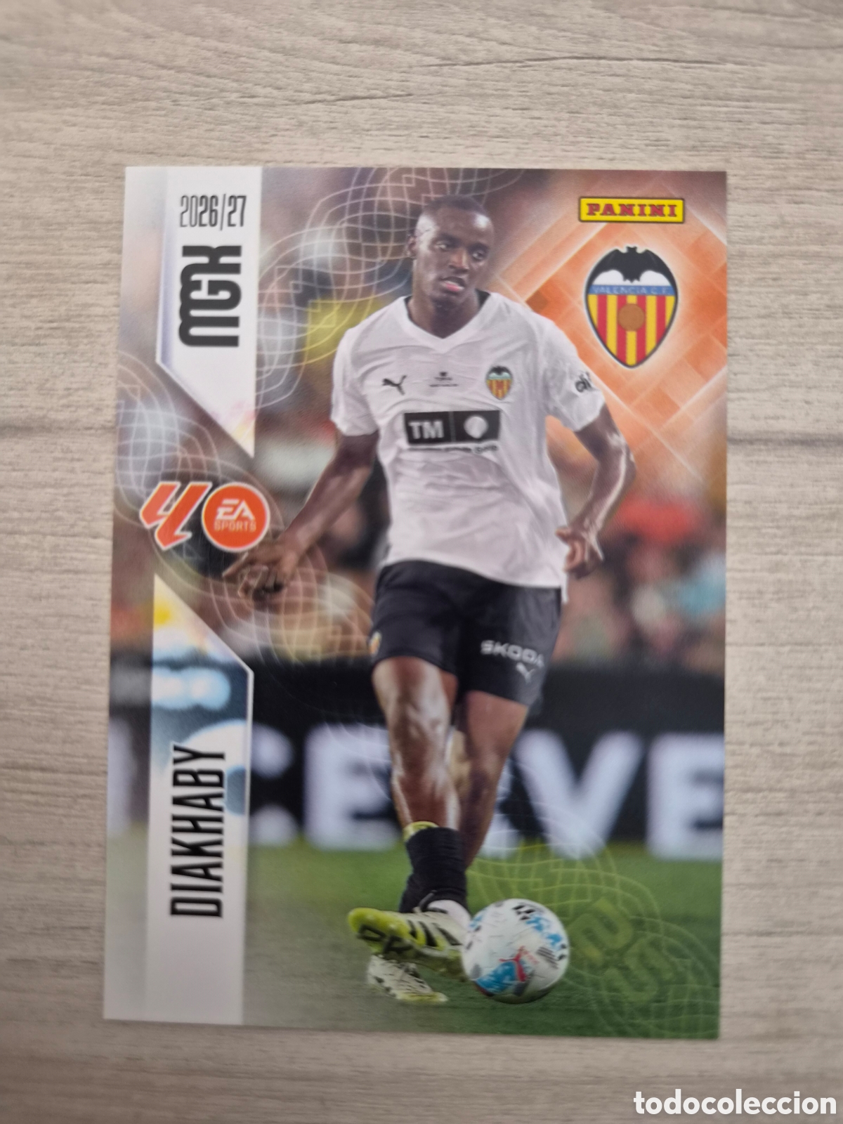 Cromos de f&uacute;tbol: N&deg;347 Valencia Diakhaby Megacracks 26/27
