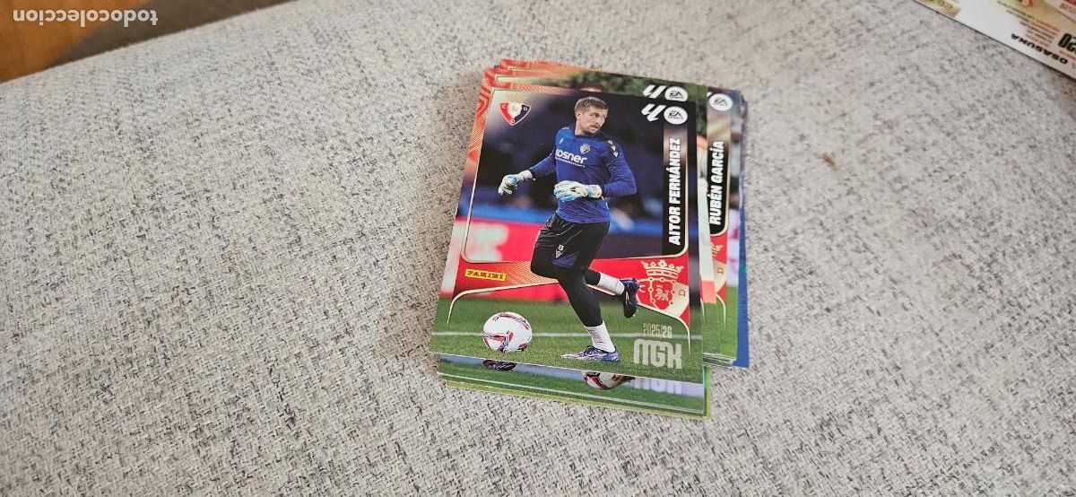 Figurine di Calcio: Aitor Fern&aacute;ndez - N&ordm; 255 - C.A. Osasuna - Base card - Liga 2025 2026 25 26 Megacracks Tradin