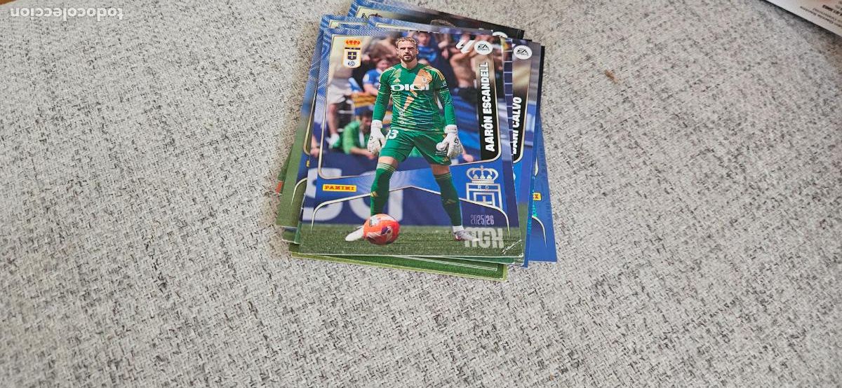 Figurine di Calcio: Aar&oacute;n Escandell - N&ordm; 272 - Real Oviedo - Base card - Liga 2025 2026 25 26 Megacracks Trading