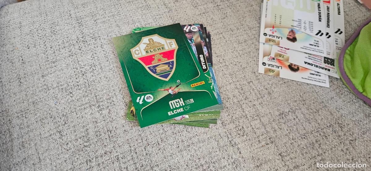 Football Stickers: Escudo - N&ordm; 127 - Elche CF - Base card - Liga 2025 2026 25 26 Megacracks Trading Card